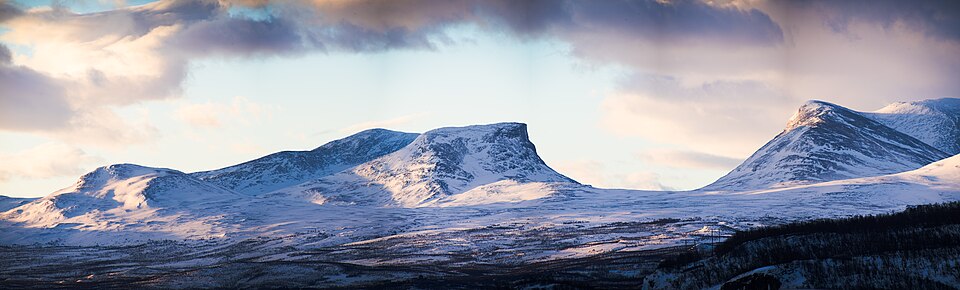 Lapporten, U-shaped valley, formed by the ice age, east of Abisko National Park