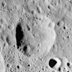 Grave crater AS17-M-1704.jpg