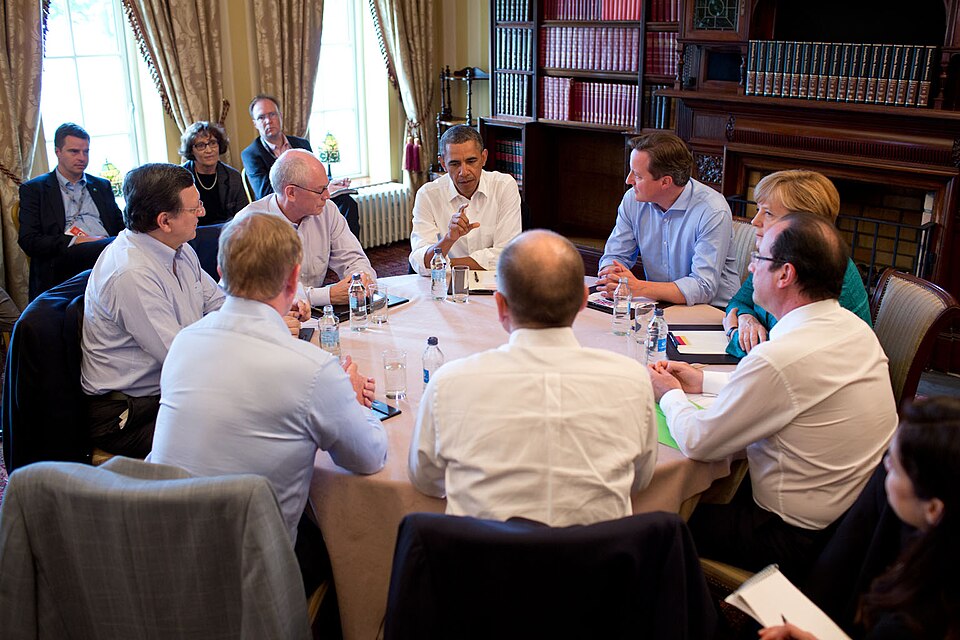 Trade and Investment meeting at G8 summit, 2013.jpg