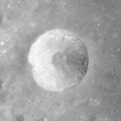 Hill crater AS15-M-0385.jpg