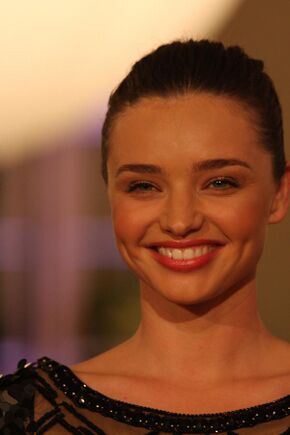 Miranda Kerr (6880801131).jpg