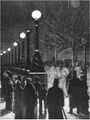 Outdoor installation of gaslamps compared with new electric lighting (London, 1878)