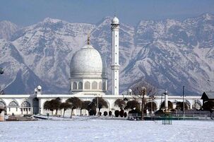 Hazratbal shrine