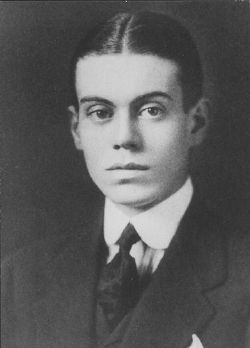 Cole Albert Porter Yale College class of 1913.jpg