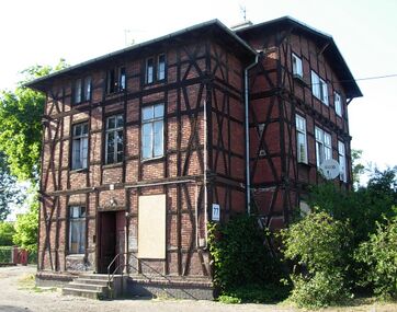 House at No.77 (abandoned)