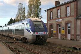 Passage TER pour Rennes.