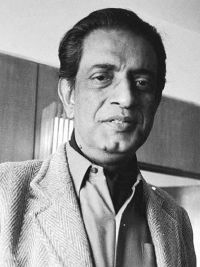 Satyajit Ray in New York (cropped).jpg