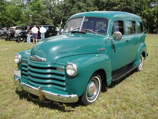 Flickr - DVS1mn - 52 Chevrolet Suburban (1) (cropped).jpg