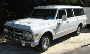GMC Suburban white single drivers side door 1968-72.jpg