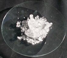 Lithium nitrate.jpg