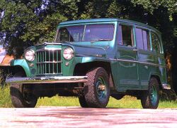 1962 Willys Jeep Utility Wagon.jpg