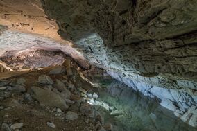 Kungur asv2019-05 img29 Ice Cave.jpg