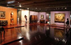 The Calouste Gulbenkian Foundation is one of the wealthiest foundations in the world and houses one of the largest private collections of antiquaries and art in the world, within the Gulbenkian Museum.
