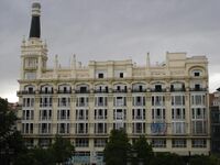Hotel ME Madrid. Plaza de Santa Ana.jpg