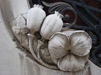 SSJ- Detalles- Flor de pensamiento, capullos y hiedra (23818831556).jpg