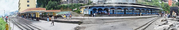 Darjeeling Himalayan Railway panorama.jpg