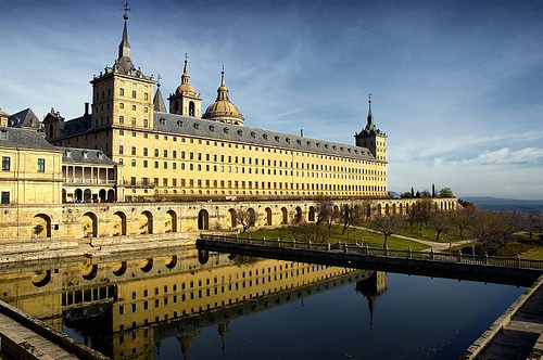 El Escorial Spain.jpg