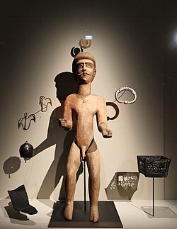 Mithra et accessoires du culte.jpg