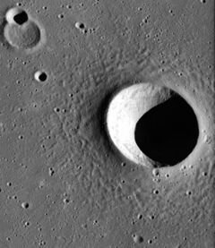 Wollaston crater AS15-P-0331.jpg