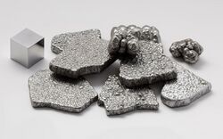 Pure iron chips with a high purity iron cube