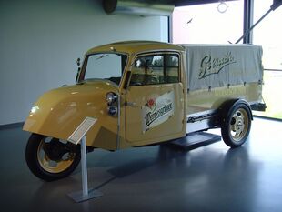 Autostadt Wolfsburg - ZeitHaus - Goliath Wernesgrüner - Flickr - KlausNahr.jpg