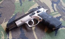 CZ 85 Combat Duo Tone 9mm.JPG