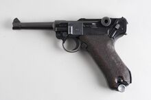Luger P08 (6971793777).jpg