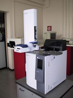 Gaschromatograph.jpg