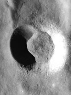 Guest crater AS15-P-9625.jpg