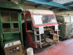 MetroVick 18-22 cwt milkfloat.jpg
