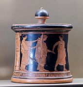 Pyxis Peleus Thetis Louvre L55 by Wedding Painter.jpg