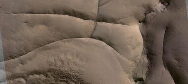 Close view of ridge network, as seen by HiRISE under HiWish program Image is about 1 km across.