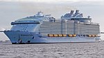 SymphonyOfTheSeas (cropped).jpg