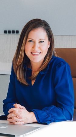 Image of tmp/mH2zfAObbkcX/data/media/images/Elizabeth_Viney.jpg