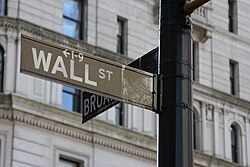 Donde el dinero ficticio se hace real (4432386300).jpg