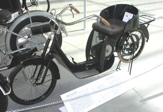 The Lomos was DKW's second motorcycle; the first was the Golem, an auto-fauteuil