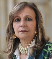 Angelamariarobledo (cropped).jpg