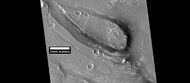 Close view of streamlined shapes, as seen by HiRISE under HiWish program