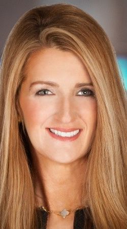 Image of Kelly Loeffler