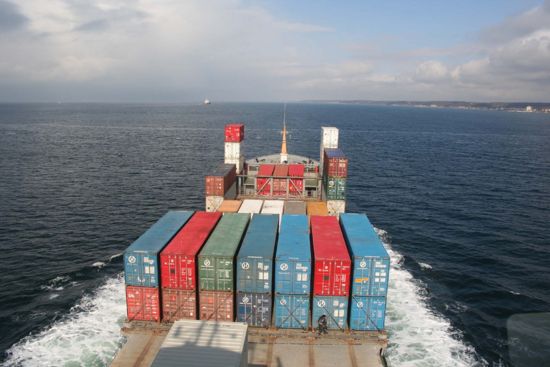 Container schiff.jpg