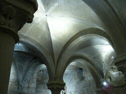 Crypte de l'église Saint-Christophe de Créteil.JPG